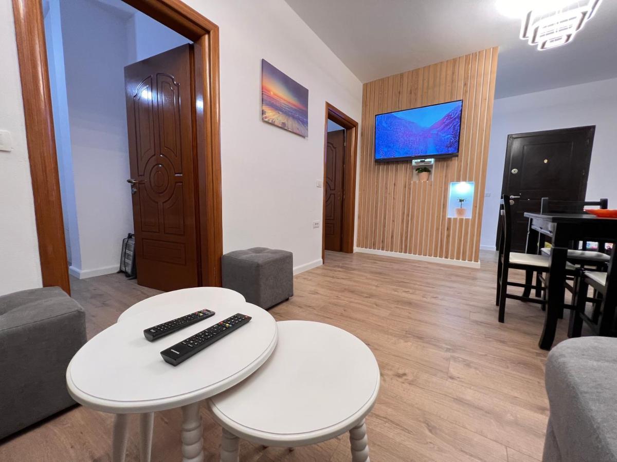 Arteg Apartments Durres Exterior photo